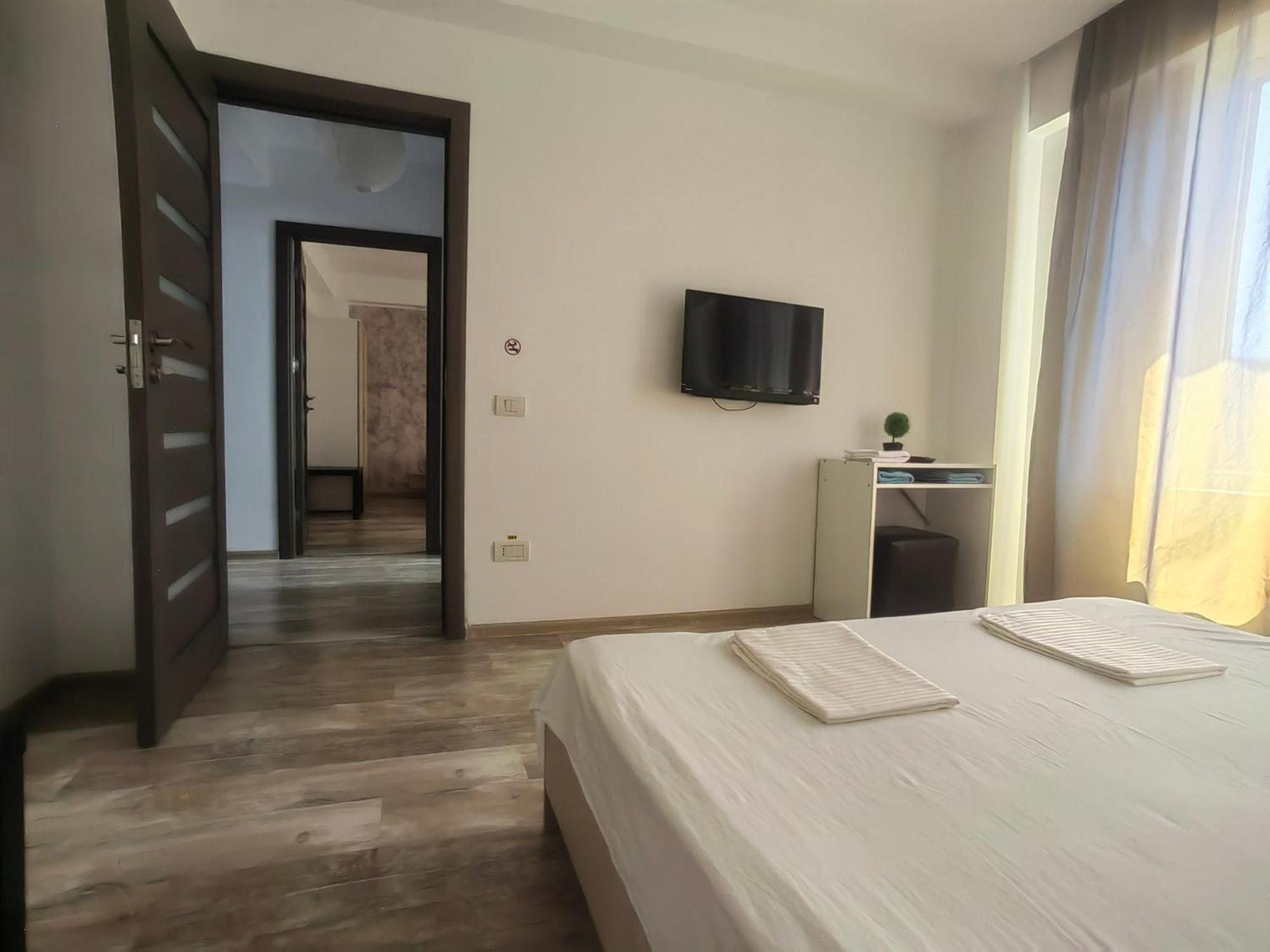 4 Rent - 3 Apartment Constanta